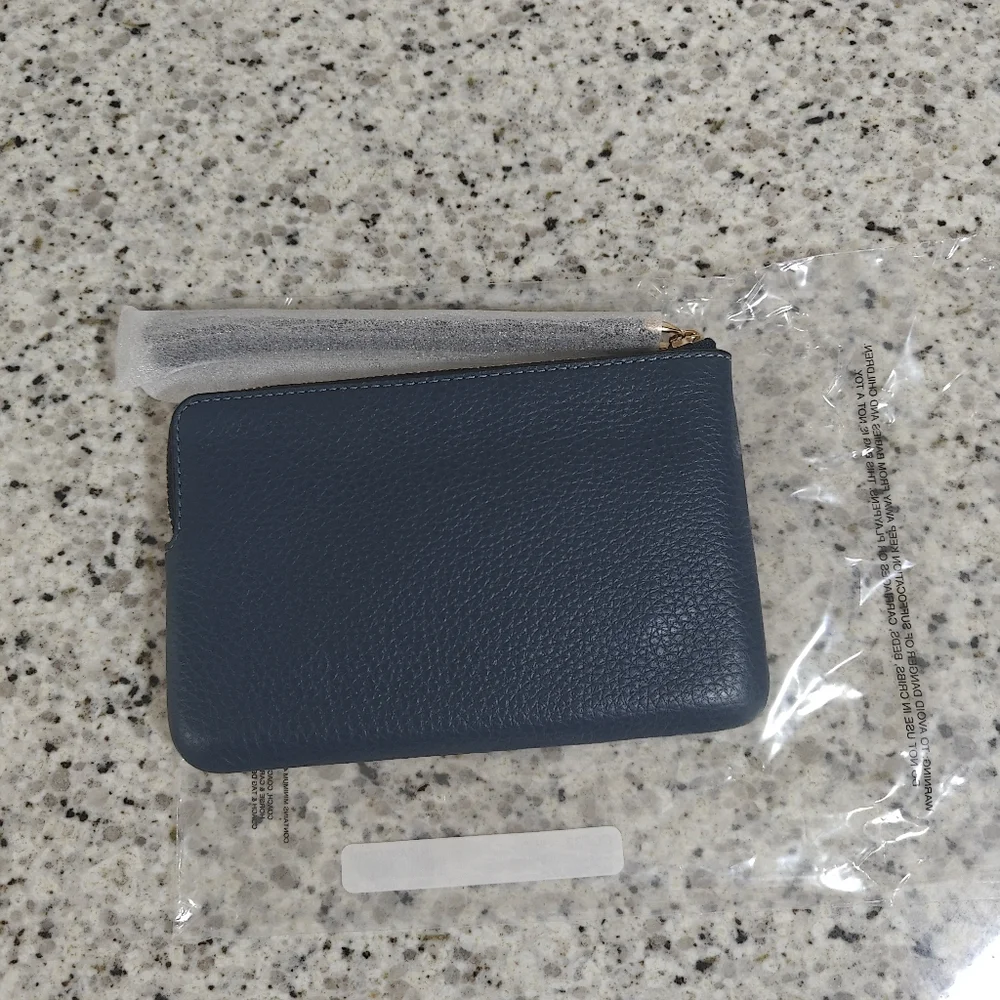 Coach Corner Zip Wristlet (rocket)